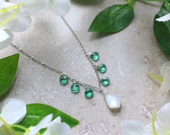Emerald quartz necklace - White moonstone Necklace - Gemstone Necklace - Gem drop Necklace - Silver Necklace - Teal - Layering Necklace