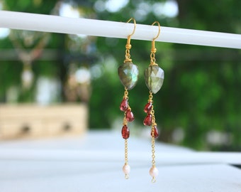 Labradorite Garnet Earrings - Dainty Earrings - Green Labradorite Earrings - Pearl - Dangle Earrings - Crystal Earrings - Gemstone Earrings