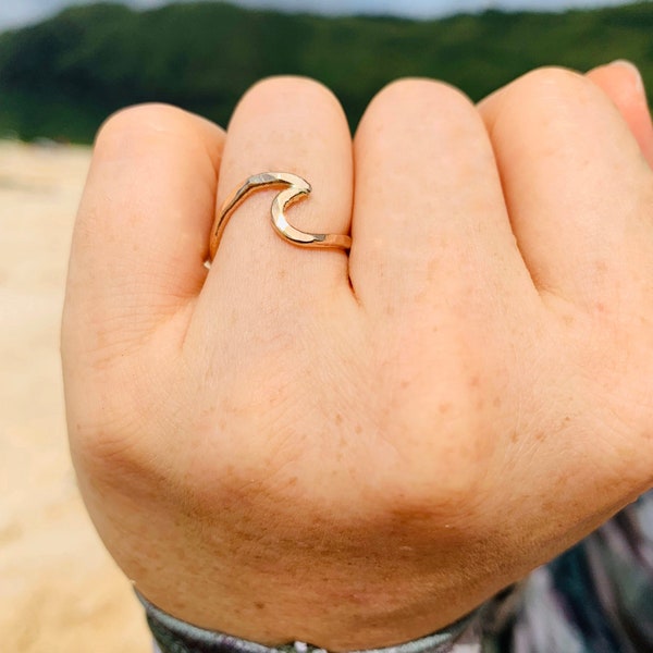 14k Gold Wave Ring