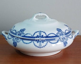 Antique Blue White Flow Covered Vegetable Dish ~ Keeling & Co. Evesham ~ Early 1900s