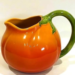 Vintage TOMATO POTTERY PITCHER by Four's Gift 2.5 Qt ~ Large Round Red/Orange Jug w/ Green Vine Handle ~ Country Chic Farmhouse Pottery