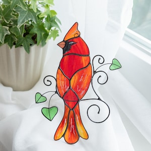 Cardinal Stained Glass Bird Suncatcher Mothers Day Gifts Custom Memorial Ornament Cardinal Stained Glass Window Hangings Bird Feeder