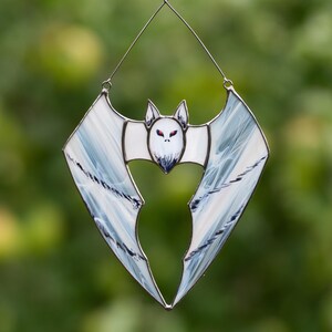 Witraże w kształcie nietoperza na Halloween, gotyckie witraże, łapacze słońca, dekoracje na Halloween, wycinanki w kształcie nietoperza