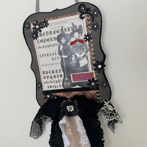 Vintage Style Halloween Wall Hanging - The Witches