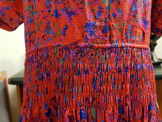 1980s red blue and green splatter dress padded sh… - image 5