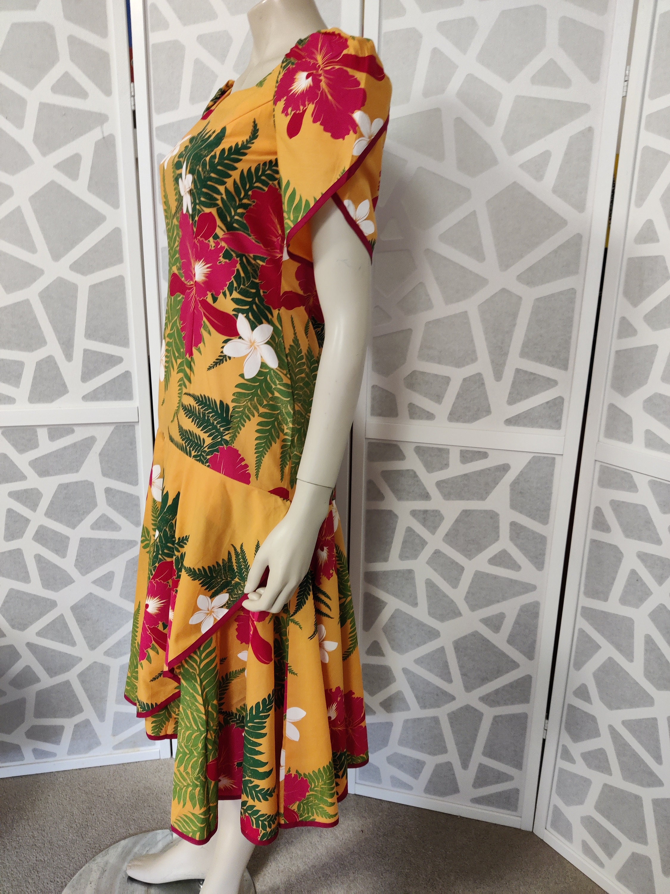 Aloha Standards Label Made in Japan Hawaiian Dance Dress