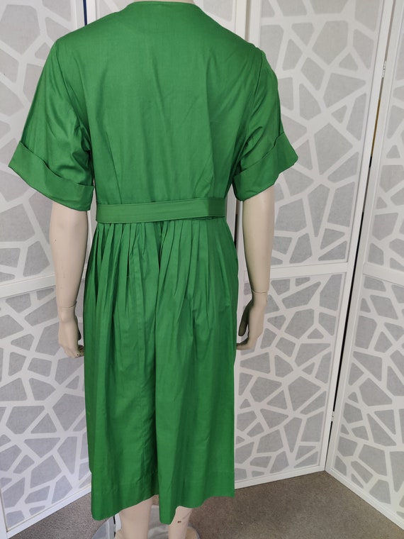 Late 1950s Kelly green button front dress new old… - image 8