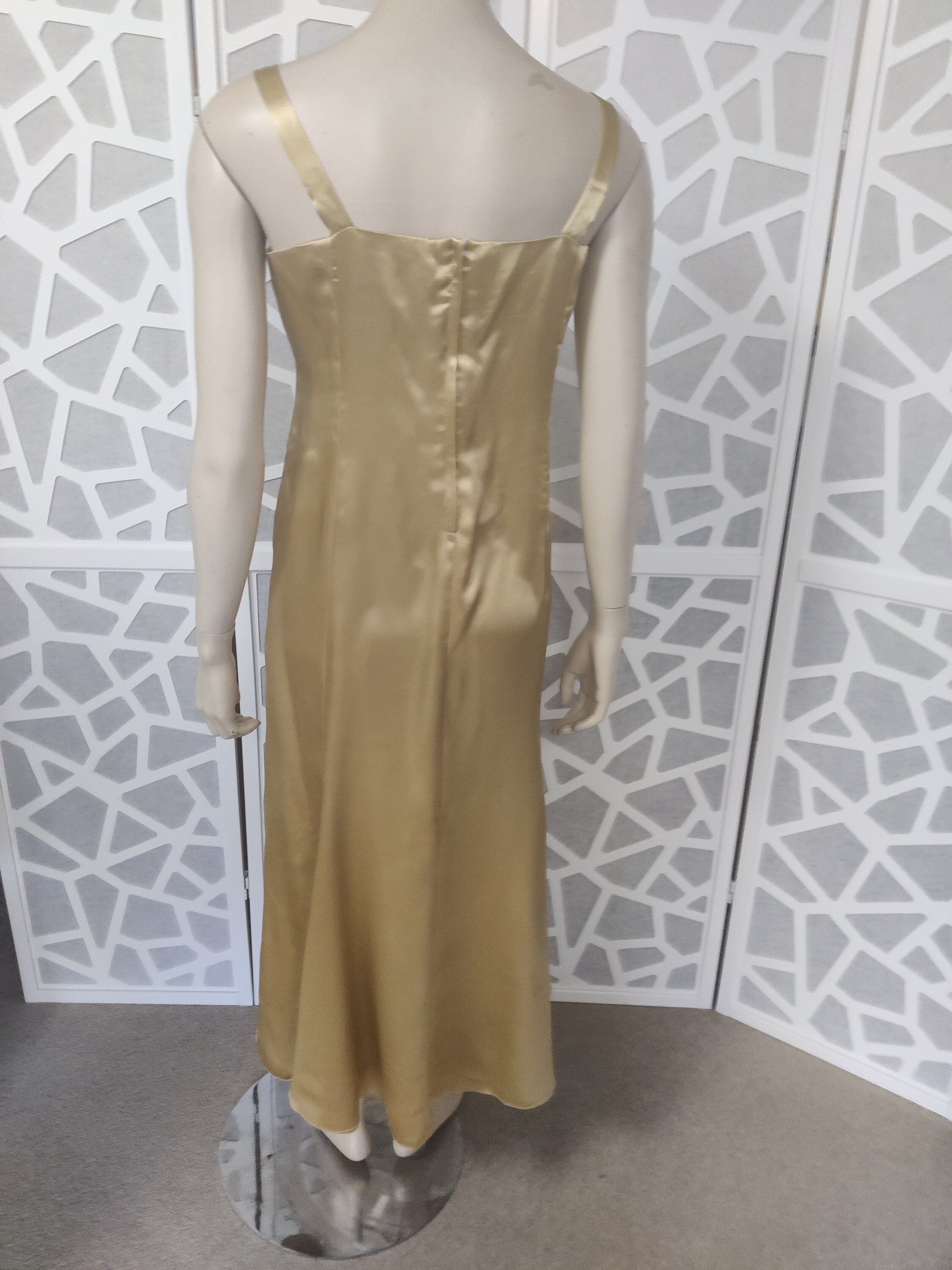 Linda Britten Gold Satin Slip Dress Slinky Calf Length Medium Size Bust 92cm 36inch - Etsy Linda Britten Gold Satin Slip Dress Slinky Calf Length Medium Size Bust 92cm 36inch - Etsy