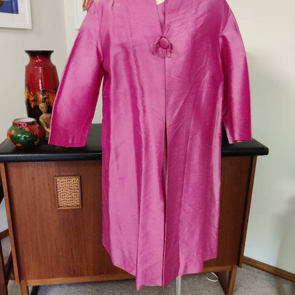 Late 60s Daru Fashions bright pink dress jacket ensemble small size above knee mini bust 92cm 36inch
