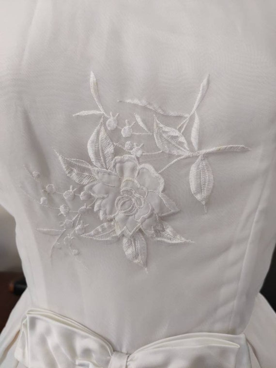 1960s Kara label wedding dress short sleeve waist… - image 7