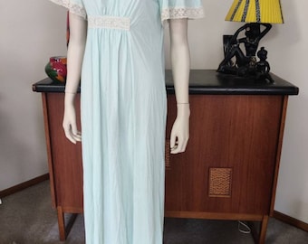 Beautiful 1950s Olga lingerie nylon aqua and ecru lace night gown flutter sleeve ankle length small medium bust 36inch B cup