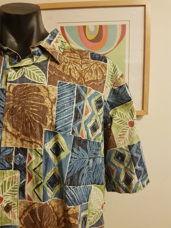 Bishop street label Hawaiian mens shirt in crisp … - image 3