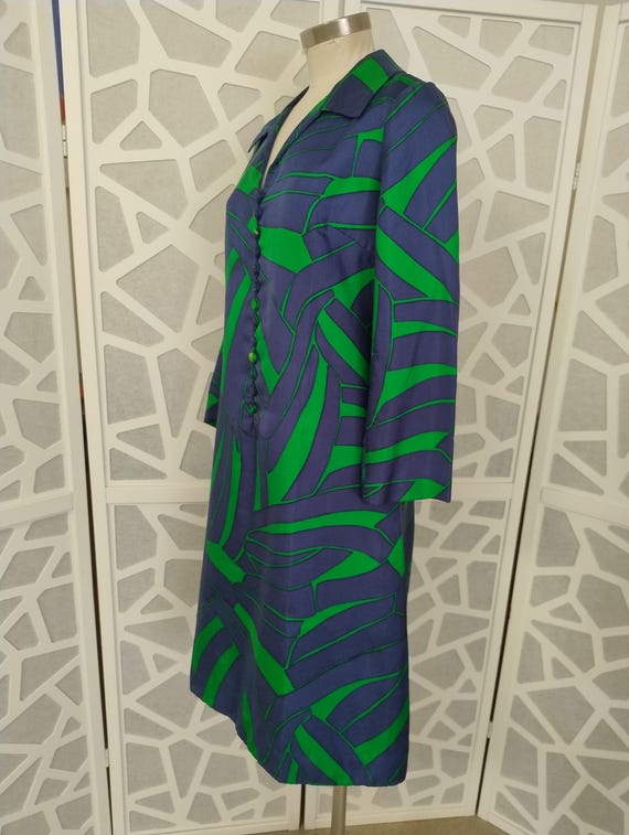 saba green dress of California Licenced to Melbourne Navy and Lime Silk 1960s Medium Size Bust 40inch 102cm Floral embroidered