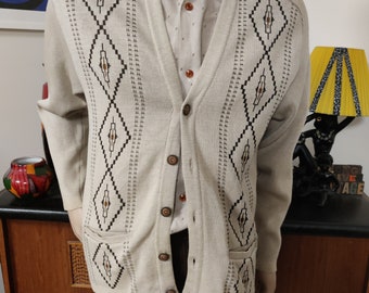 Cream and brown diamond pattern cardigan 1970s as is  medium large size chest 112cm 44inch