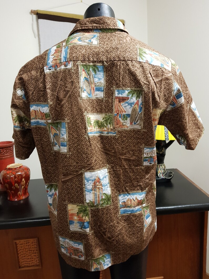 Mens brown Hawaiian shirt Bishop st apparel label surfboards diamond head woody wagon medium size