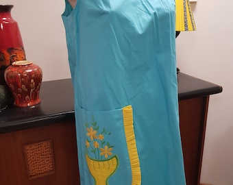 Fun bright 1960s aqua and yellow micro spot ruffle shift house dress new old stock with tags  metal zip 102cm bust