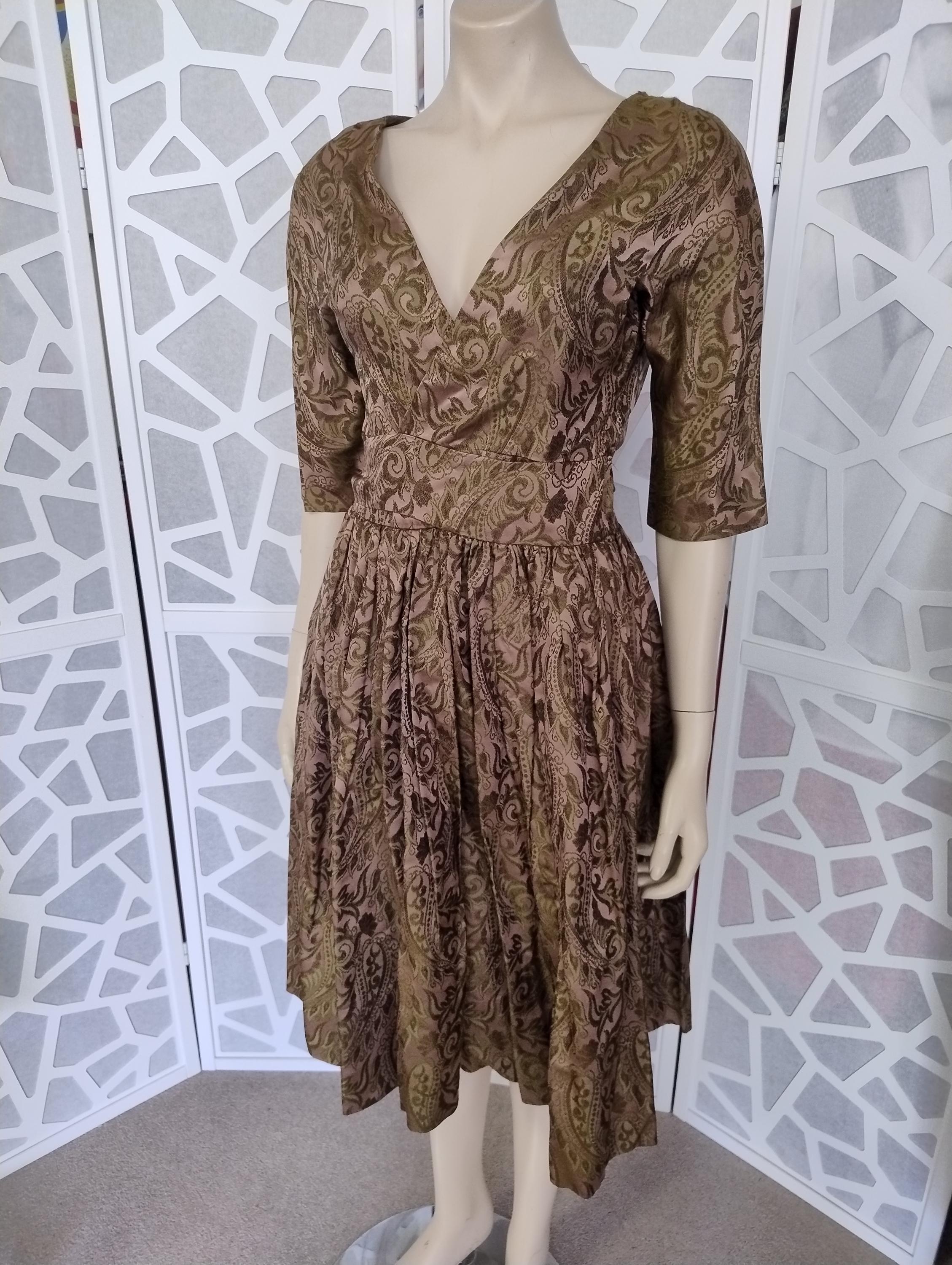 droopy and brown wedding dresses Droopy and Brown Wedding Dress