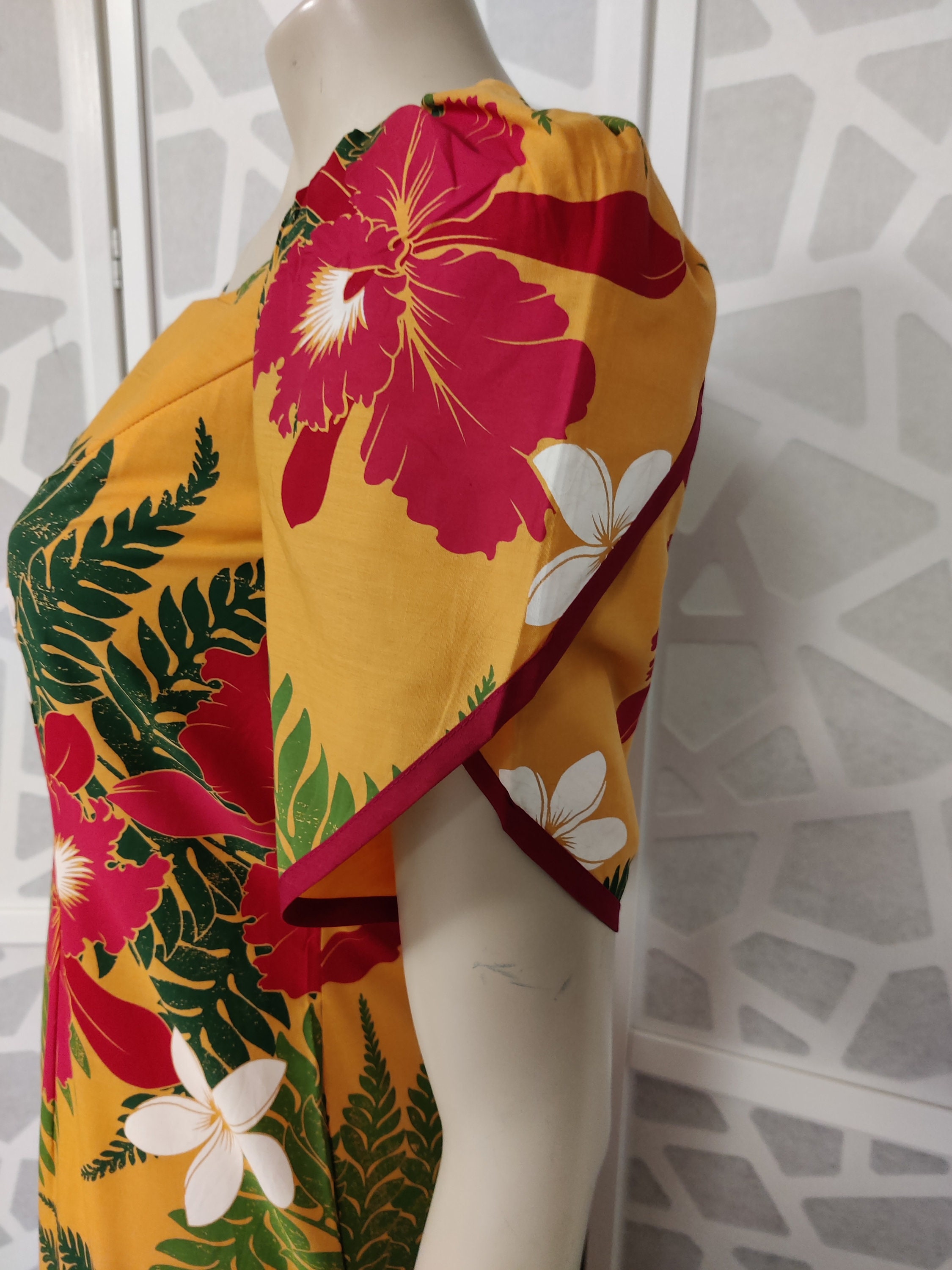 【美品 フラダンス用衣装】パープル×ピンク ALOHA STANDARDS ④ 超目玉枠】 フラダンス用衣装 ノースリーブ ピンク STANDARDS 美