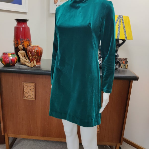 Emerald green velvet mini dress tunic long sleeves