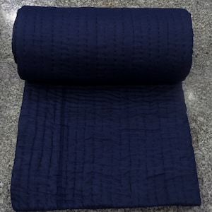 Indigoblauer Kantha Quilt: Handgenähter Kantha Quilt