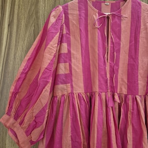 Robe midi, Minirobe, Col profond avec cordon de serrage, Robe imprimée à rayures Robe longue Robe d&#39;été Robe à imprimé bloc 1JAI0031