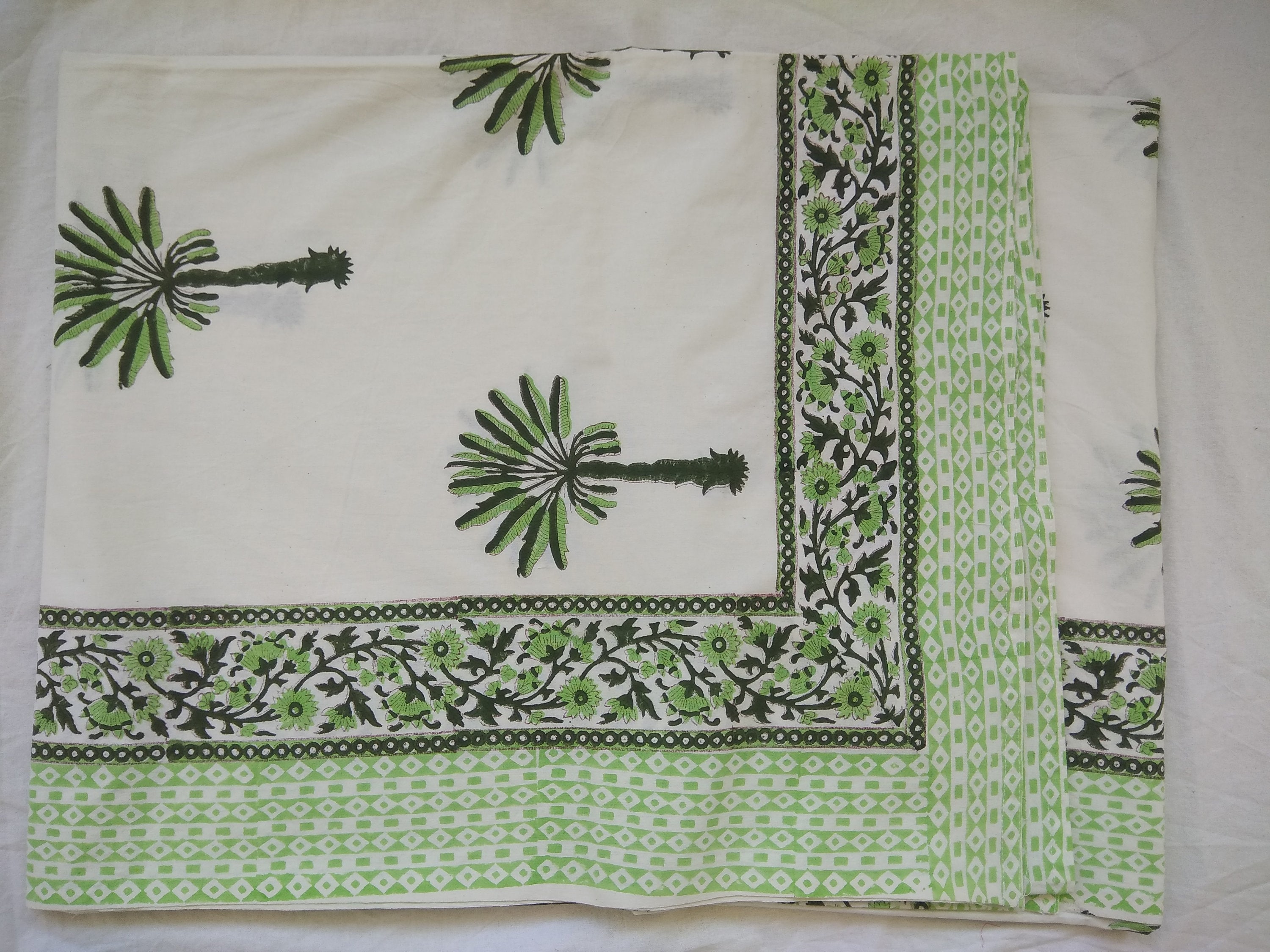 New Indian Flat Block Printed Bed-sheet Printed Hand Block With Vegetable Dyes And Natural Colors Made in Jaipur