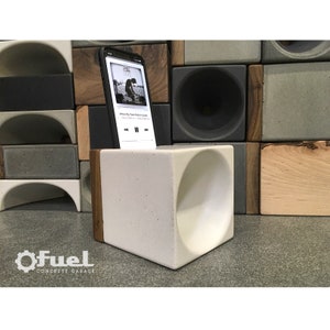 The CUBE concretewood passive phone amplifier. image 10