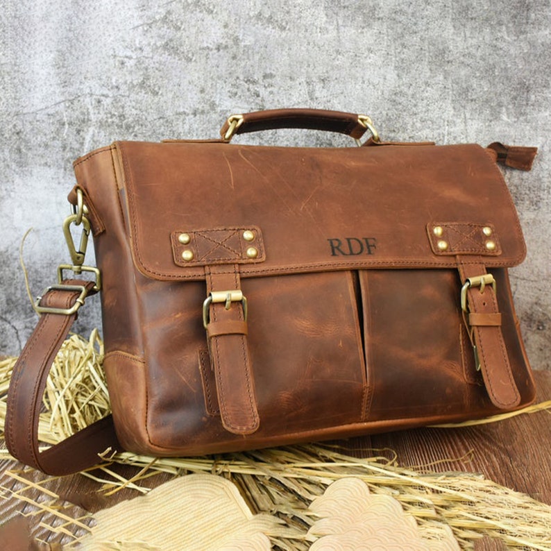 Vintage-Inspired Brown Leather Crossbody Bag with Padded Laptop Compartment Distressed & Durable image 1