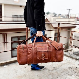 Große handgemachte Wochenendtasche aus Büffelleder - Wochenend-Reisetasche für Männer & Frauen + Schuhfach - Reiseutensil für lange Reise