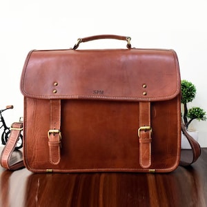 Men's leather Bag Personalized Messenger Leather bag, Custom Made, laptop messenger bag, Distress Vintage, Full Grain leather, Gift