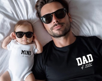 Magliette abbinate per papà e mini, regalo per neo-papà, maglietta Established 2026, completo per papà e bambino, maglietta cool per papà, set body per neonato