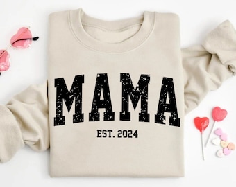 Personalize Mom Gift For Mothers Sweatshirt, Mother's Day Gift, Mama Sweatshirt, Mom Shirt, Mom Life Shirt, New Mom Shirt, Cute Mama Teert,