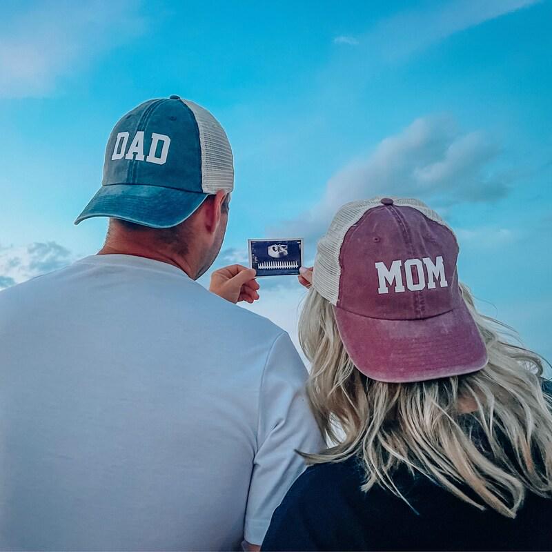 Mom and Dad Hats, Pregnancy Announcement Hat, Gender Reveal Hats, Pigment Dyed Baseball Caps, Unisex Hats, Vintage Style Caps, Matching Hats