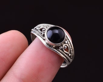 Anello con onice nera: argento sterling 925, gioiello boho fatto a mano con pietre preziose, anello di tendenza in stile vittoriano.