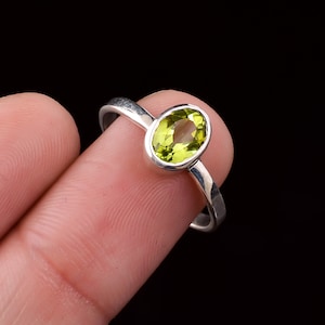 Handmade Silver Peridot Ring, Silver Zodiac Gemstone Ring, Natural Peridot Silver Jewelry, Lucky Ring, August Birthstone Ring, Women&#39;s Ring