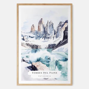Stampa artistica ad acquerello Torres Del Paine - Arte murale sulle montagne della Patagonia - Regalo di viaggio in Cile - Regalo per gli amanti dell'avventura - Regalo d'arte per gli amanti dell'aria aperta