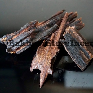 Royal Burma Oud  - Sweet Bakhoor Incense blended with essential oils - No Synthetic