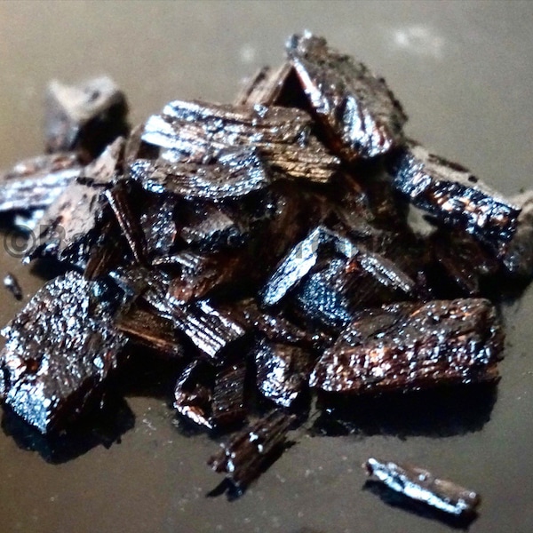 Vanilla Oud Bakhoor: Natural Oud Chips Incense
