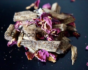 Bakhoor Cardamom Rose Oud - Floral spicy summer fragrance - No Synthetic Natural Handmade Incense