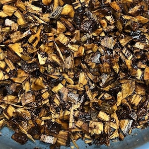 Premium Oud Bakhoor Al-Saud - Sweet Natural Incense, Handmade