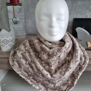 Hand-knitted triangular scarf stole scarf scarf shawl~made of 47% cotton,42 alpaca,7 polyamide, 4wool by Lang Yarns~ brown