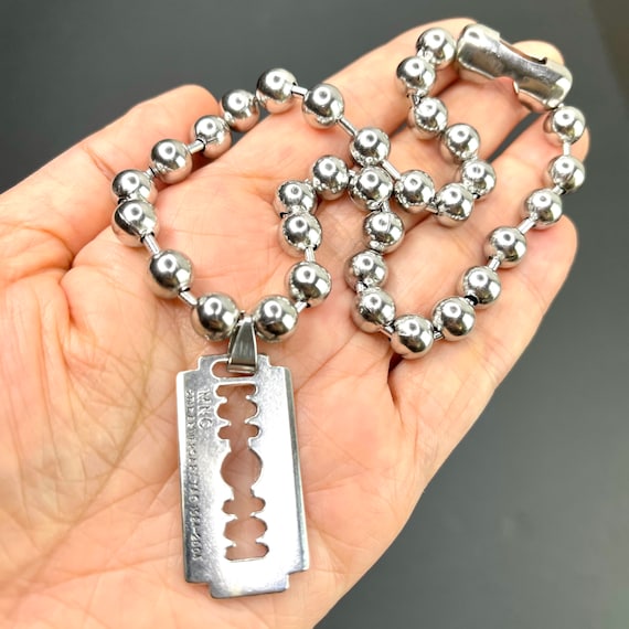 Punk Rock Razor Sharp Choker Chunky 