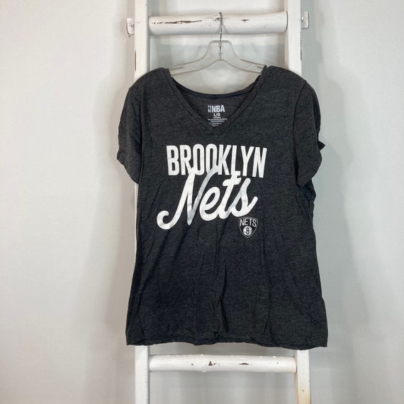 Nets NBA Vintage Graphic t-shirt (RARE one of a k… - image 1