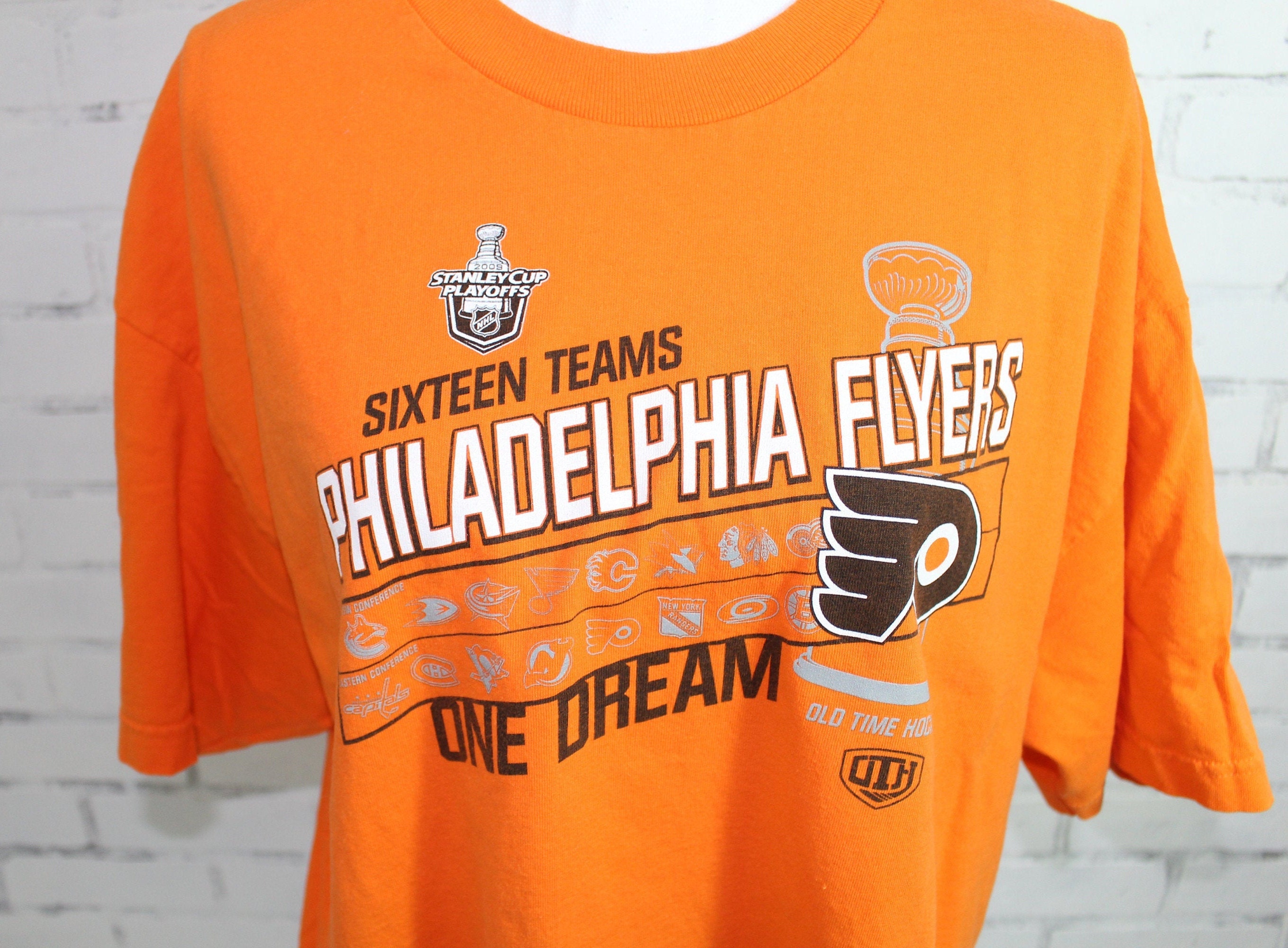Philadelphia Flyers Adult Unisex Gritty Mascot T-Shirt S-3xl