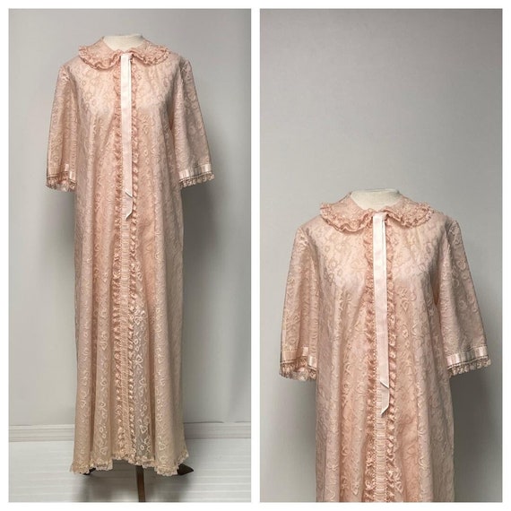 1950's Pink Nylon Lace Dressing Gown | Ribbon Insert Accents | Fully Lined  Robe | Woven Satin Ribbon | Round Lace Trimmed Double Collar, Med - Etsy