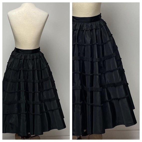 1950's Black Taffeta Party Dancing Full Circle Sk… - image 2