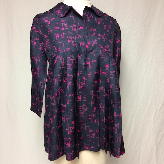 1950's True Vintage Navy Silk with Hot Pink Graph… - image 1