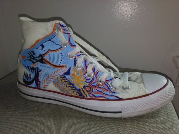 converse tribal design