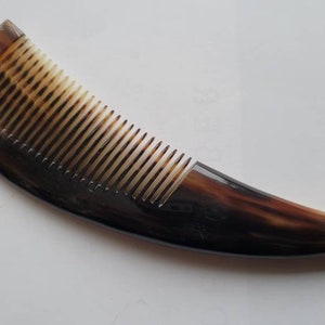 Viking Horn Comb, Gift for Him, Small Yak Horn Beard Comb, Boyfriend Husband Gift, Stocking Stuffer, One of A Kind, Medieval Comb 7&quot;(17.8cm)