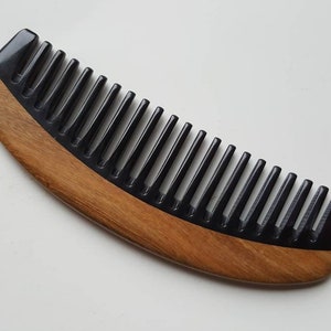 Curly Hair Horn Comb, Araki Wooden Comb, Birthday Gift for Her, Wide Tooth Comb, Sandalwood Comb, Beard/Hair Comb, Gift for Him 5.915cm image 4